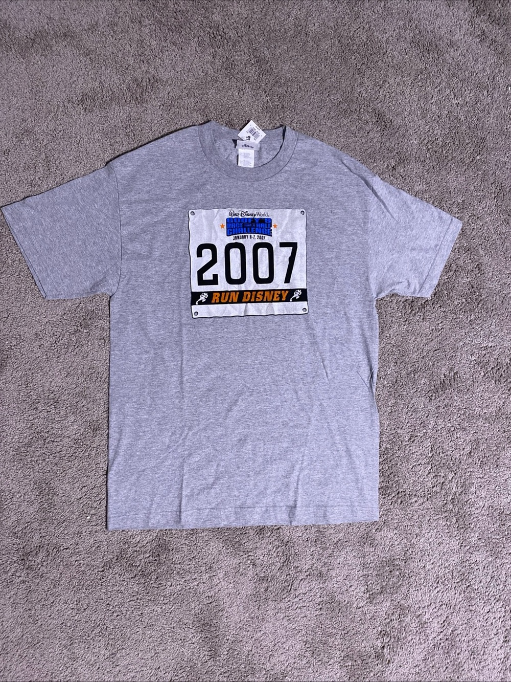 Hanes Gray Run Disney 2007 Graphic Tee - Men's